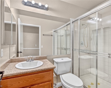 933 Derringer Lane - Photo Thumbnail 15