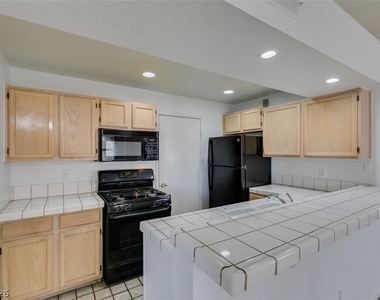 7570 W Flamingo Road - Photo Thumbnail 22