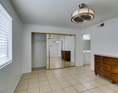 7570 W Flamingo Road - Photo Thumbnail 34