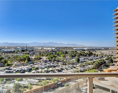 8255 Las Vegas Boulevard - Photo Thumbnail 34