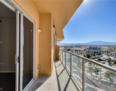 8255 Las Vegas Boulevard - Photo Thumbnail 31