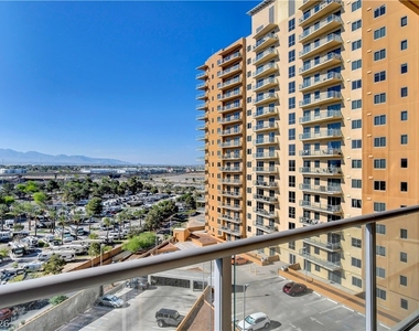 8255 Las Vegas Boulevard - Photo Thumbnail 33