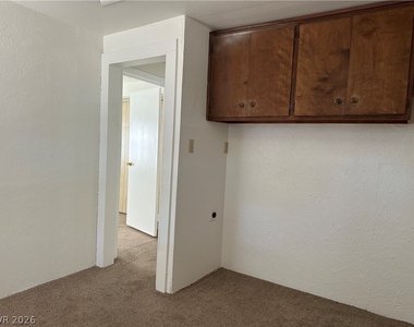 14 Valley View Lane - Photo Thumbnail 7