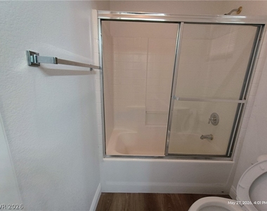 4432 Mount Penteli Avenue - Photo Thumbnail 17