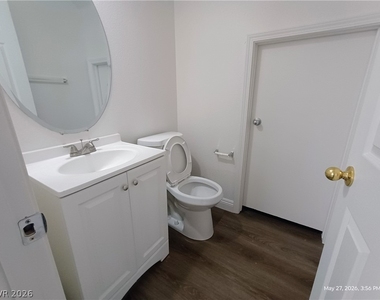 4432 Mount Penteli Avenue - Photo Thumbnail 5