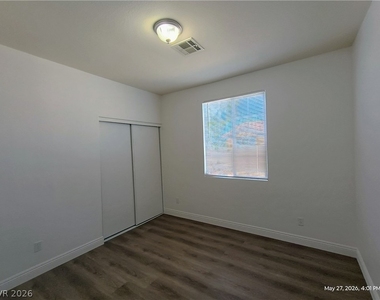 4432 Mount Penteli Avenue - Photo Thumbnail 18