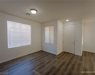 4432 Mount Penteli Avenue - Photo Thumbnail 3