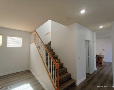 4432 Mount Penteli Avenue - Photo Thumbnail 10