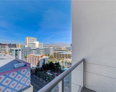 150 Las Vegas Boulevard - Photo Thumbnail 27