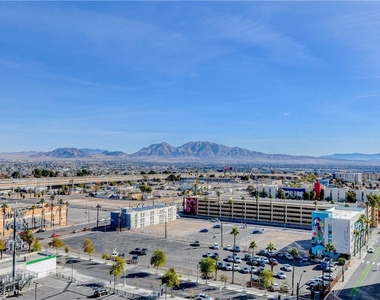 150 Las Vegas Boulevard - Photo Thumbnail 36