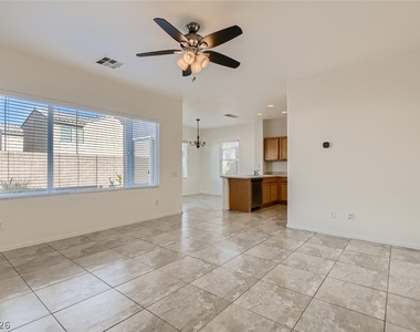 2692 Niddrie Avenue - Photo Thumbnail 1
