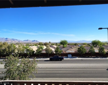 9648 Sunstone Sparkle Avenue - Photo Thumbnail 20