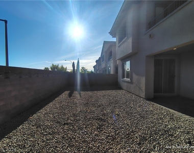 9648 Sunstone Sparkle Avenue - Photo Thumbnail 23