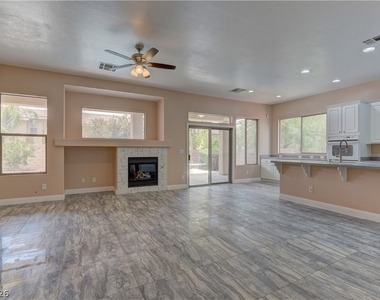 5862 Bluthe Bridge Avenue - Photo Thumbnail 10