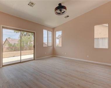 5862 Bluthe Bridge Avenue - Photo Thumbnail 16