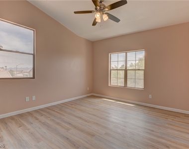 5862 Bluthe Bridge Avenue - Photo Thumbnail 23