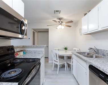 5171 Lindell Road - Photo Thumbnail 12