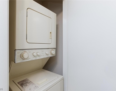 5171 Lindell Road - Photo Thumbnail 10