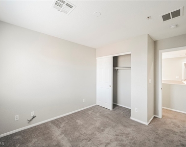 8212 Strawberry Spring Street - Photo Thumbnail 16