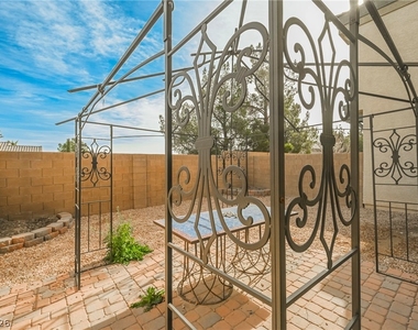 8212 Strawberry Spring Street - Photo Thumbnail 25