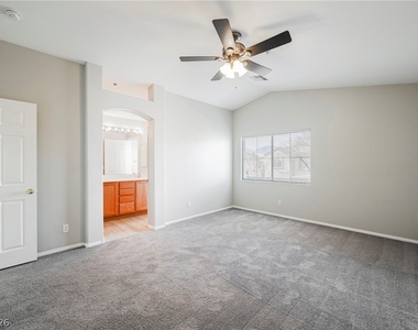 8212 Strawberry Spring Street - Photo Thumbnail 9