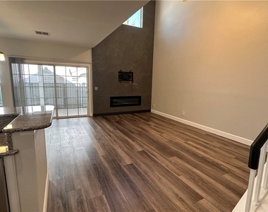 5268 Island Chain Road - Photo Thumbnail 17