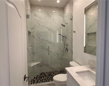 5268 Island Chain Road - Photo Thumbnail 38