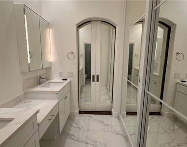5268 Island Chain Road - Photo Thumbnail 31