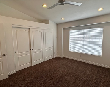 5268 Island Chain Road - Photo Thumbnail 42