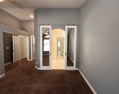 5268 Island Chain Road - Photo Thumbnail 25