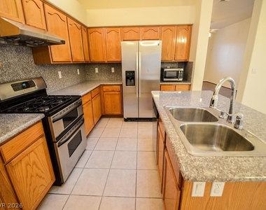 401 Madison Taylor Place - Photo Thumbnail 6