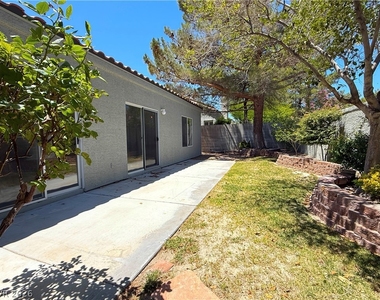 9824 Garamound Avenue - Photo Thumbnail 2
