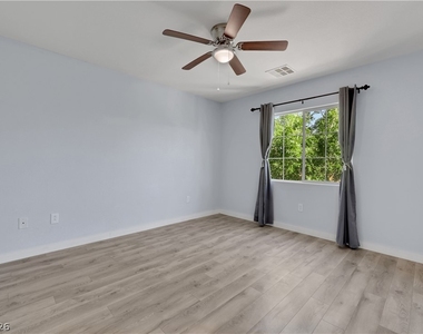 3423 Holly Avenue - Photo Thumbnail 15