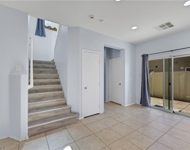 3423 Holly Avenue - Photo Thumbnail 13