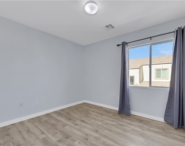 3423 Holly Avenue - Photo Thumbnail 25