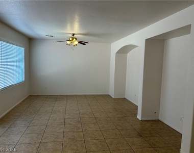 10296 Magnolia Tree Avenue - Photo Thumbnail 3
