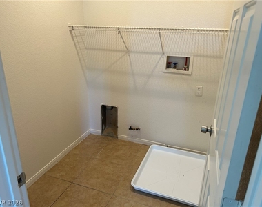 10296 Magnolia Tree Avenue - Photo Thumbnail 19