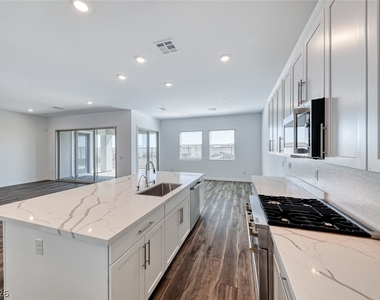 968 Woodburn Lane - Photo Thumbnail 10