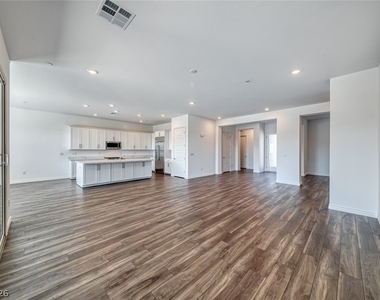 968 Woodburn Lane - Photo Thumbnail 13