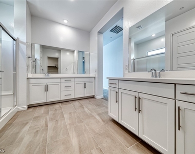 968 Woodburn Lane - Photo Thumbnail 18