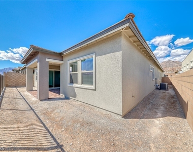 968 Woodburn Lane - Photo Thumbnail 26