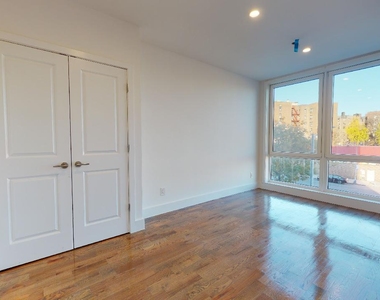 138-28 Queens Blvd - Photo Thumbnail 9