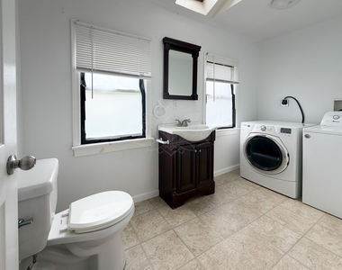 113 Spencer Avenue - Photo Thumbnail 7