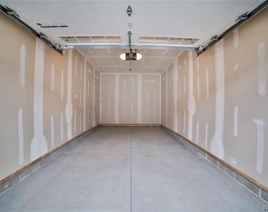295 Northill Drive - Photo Thumbnail 27