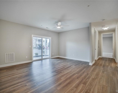 295 Northill Drive - Photo Thumbnail 14