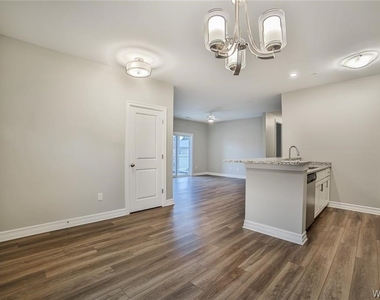 295 Northill Drive - Photo Thumbnail 11