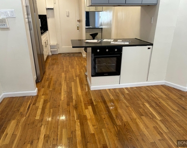 1350 East 5th Street - Photo Thumbnail 3