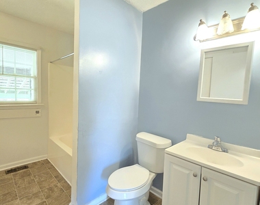 321 Thomas Dorsey Drive - Photo Thumbnail 9
