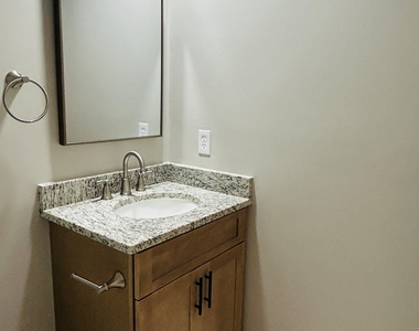6165 Radford Drive - Photo Thumbnail 19