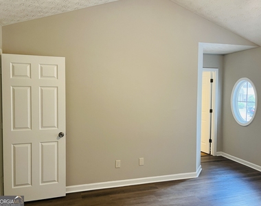 4014 Carisbrook Drive - Photo Thumbnail 32
